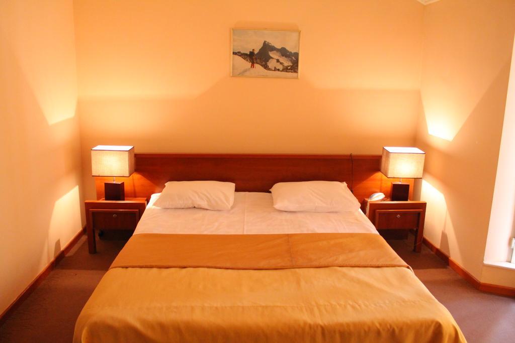 Apartment Vake Тбилиси Екстериор снимка
