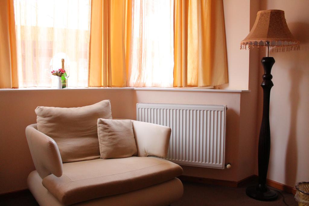 Apartment Vake Тбилиси Екстериор снимка